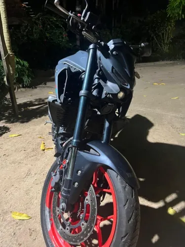 Moto nova com tudo em dia