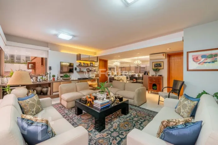 Apartamento à venda em Petrópolis com 147 m², 3 quartos, 1 suíte, 2 vagas