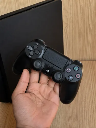 Ps4 slim preto com controle original