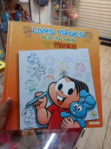Livros infantis de desenho da turma da Mônica 