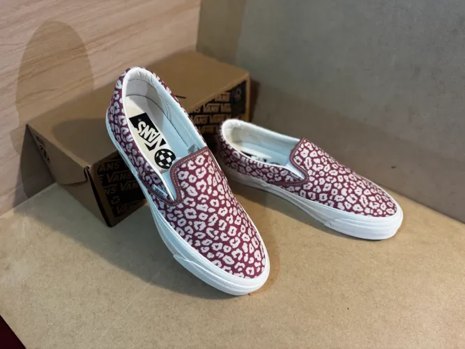 Vans Tênis Slip-On Sf Cheetah Pink