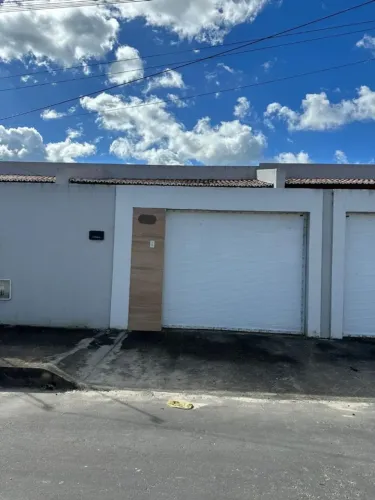 Casa 2 Suítes c/ Garagem - Res Hollywood, Horizonte/CE | Possibilidade de ZERO ENTRADA