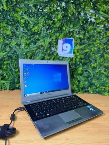 Notebook Samsung RV420 Intel core i3-2310M 2.10Ghz 8GB DDR3 128GB SSD