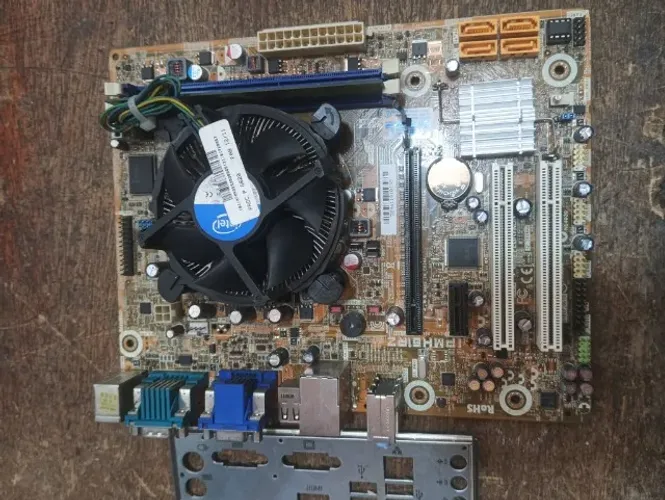 Torro placa 1155 com processador Pentium G620 2.6 com 2 gigas ddr3 por 100 reais vista tes