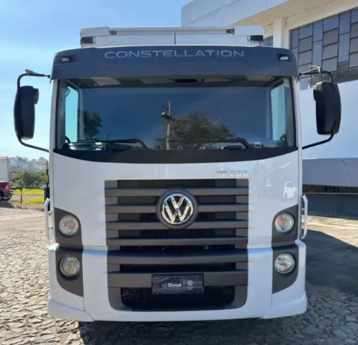 VW 30.280 CRM 8X2 - 22/23 - BAÚ
