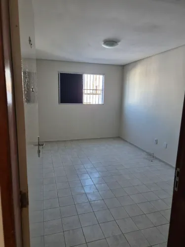 Apartamento 3° andar 2 quartos 1 banheiro no Pedro Gondim