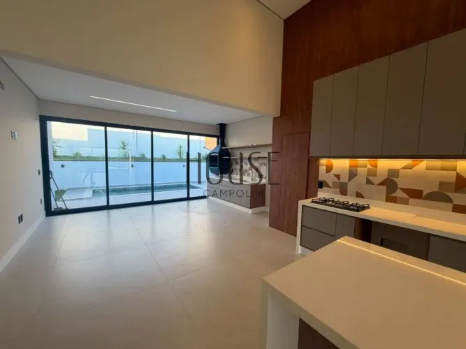 Casa com 3 quartos para alugar, 300 m² - Alphaville Nova Esplanada - Votorantim/SP