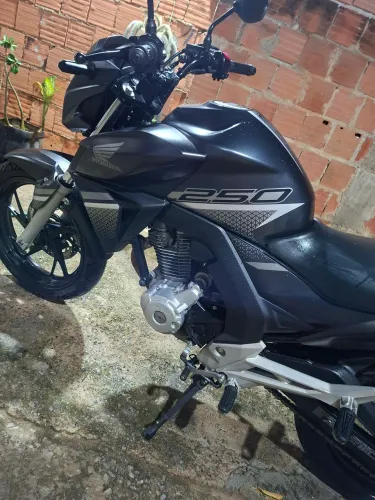 Honda CB 250F Twister ABS 2022
