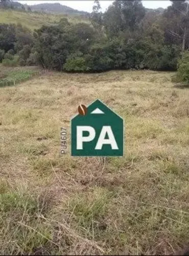 Terreno à venda com 2.300 m², Rio Verdinho em Caldas/MG