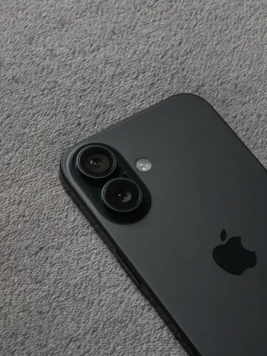 iPhone 16 128GB Preto