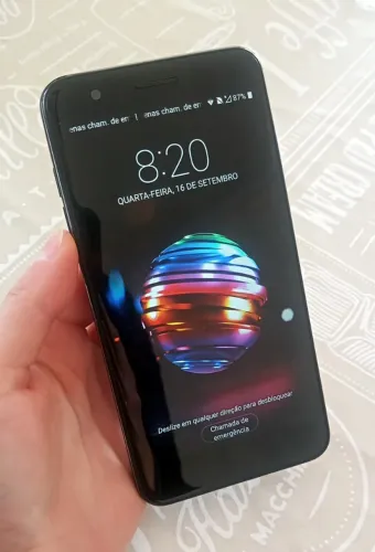 Celular LG 11+
