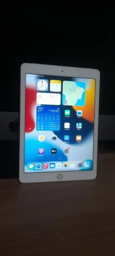 IPad Air 2  / 9.7 polegadas 16GB Wi-Fi + Celular 4G Semi-Novo