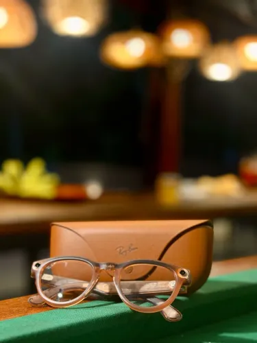 Rayban Meta headliner
