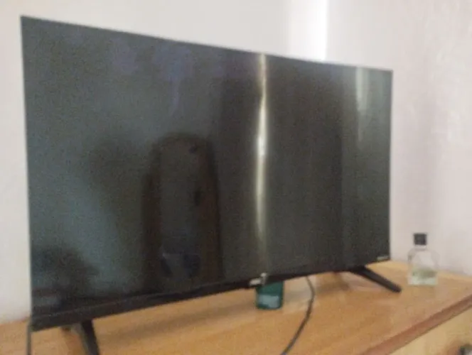 Vendo tv 32 polegadas tela quebrada para tirar peças