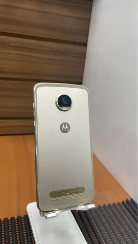 Motorola Moto Z2 Play - Ótimo Custo-Benefício!