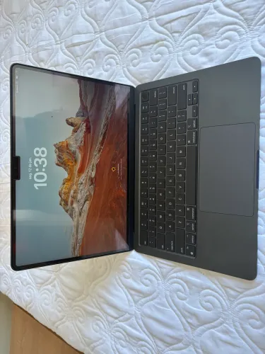 MacBook Air M2 8gb de ram e 256 gb de memória