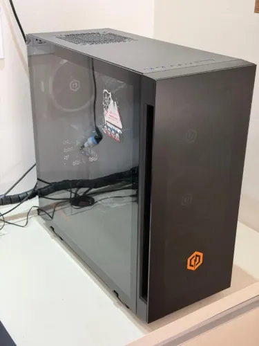PC Gamer Ryzen 7 3800X RTX 3060 12GB 16GB RAM SSD 1TB CyberPowerPC