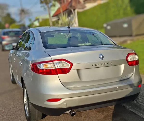 Renault Fluence Sed. Dynamique 2.0 16V Flex Aut. 2014