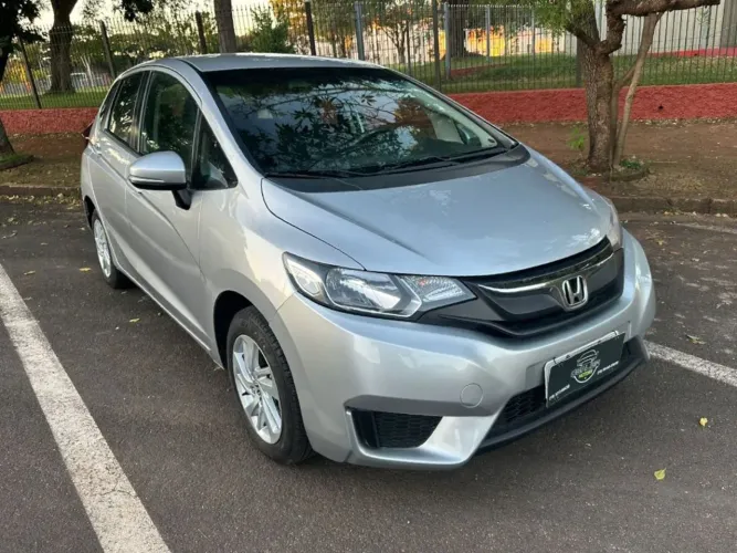 Honda Fit LX 1.4/ 1.4 Flex 8v/16v 5P Aut. 2016