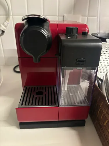 cafeteira Nespresso Latissima