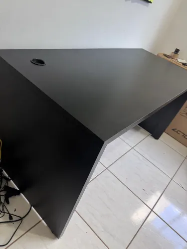 Mesa de escritório em MDF