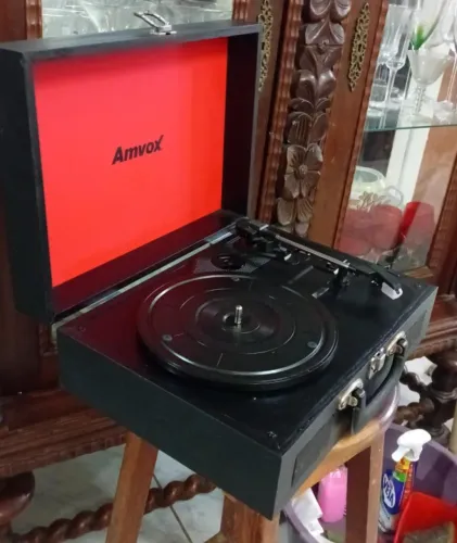 Vitrola Retrô Amvox Bluetooth - Linda - Perfeita pra Presente