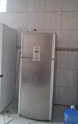 GELADEIRA