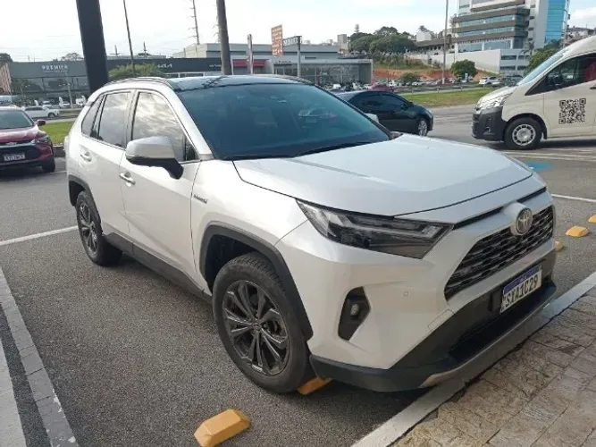 Toyota RAV4 2.5 SX Connect 4X4 Hybrid AUT 2024