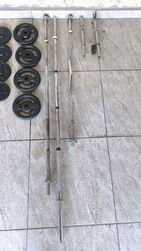 Equipamento de academia em ótimo estado de uso