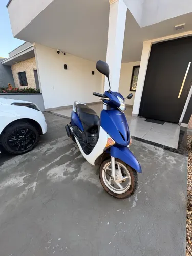 Moto Honda Lead