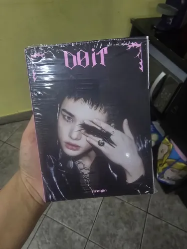 Álbum Doit versão (Arccordion Hyunjin)
