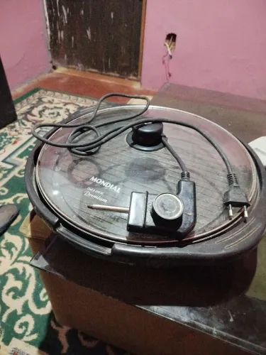 Vendo uma grill