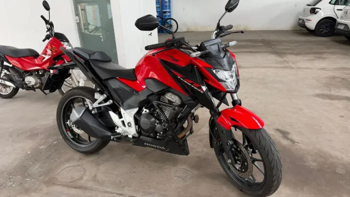 Honda CB 300F Twister 2024/2025