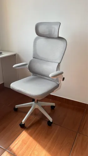 Vendo CADEIRA ERGONÔMICA