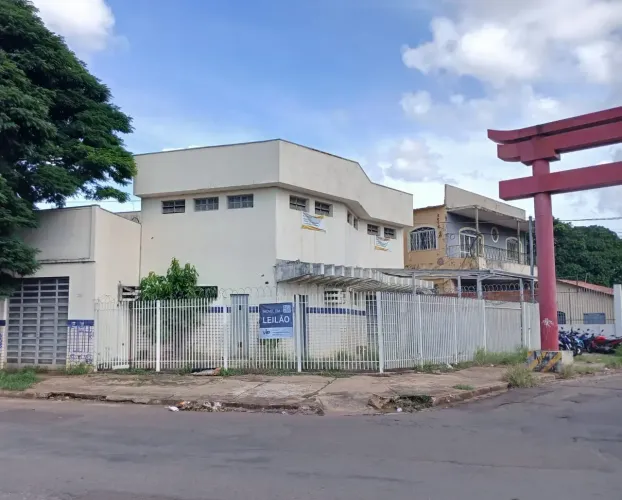 Prédio Comercial com 353,24 m² - Amambaí CAMPO GRANDE MS