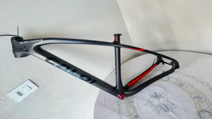 Quadro Caloi carbono 