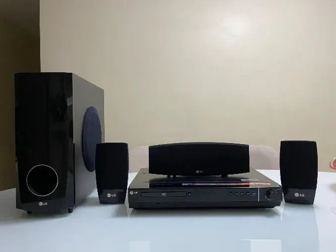 Home Theater LG 500w Rms HDMI HT503SH
