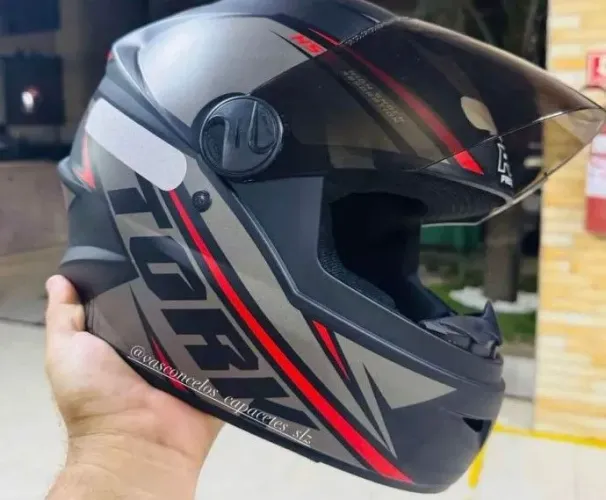 Capacete na promoção 190 