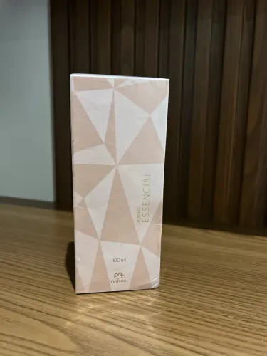 Perfume Natura Essencial Feminino Tradicional Deo Parfum 100ml