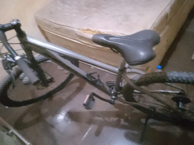 Bicicleta 29 650 reais ou troco por televisão boa