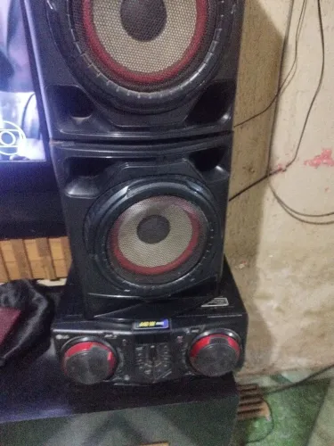 Som LG 440 rms