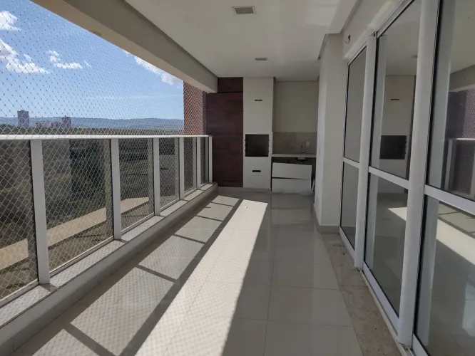 Apartamento 4 Quartos na 404 Sul