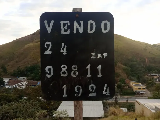 Vendo Terreno no Bairro Santa Terezinha divisa com Cidade nova em Três Rios RJ