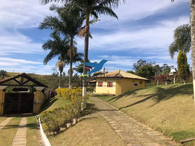 Chácara para venda/temporada em Jacareí - SP
