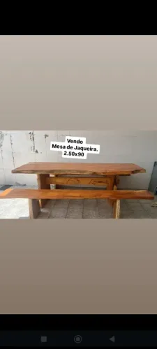 Mesa de jaqueira