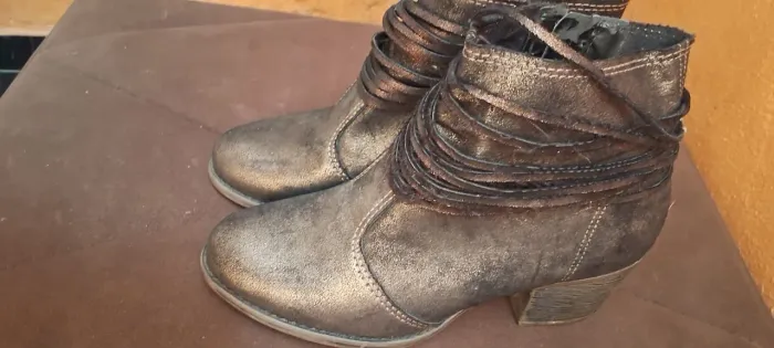 Bota preta