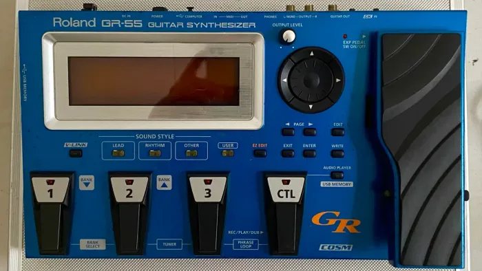Roland GR55