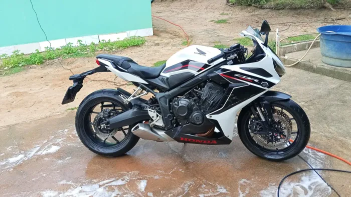 cbr 650r 