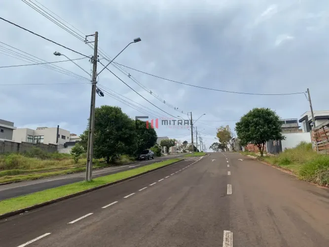 PQ. TAUÁ- Terreno EXTERNO à venda - R$. 250.000,00, medindo 273,34 m2, Gleba Simon Frazer,