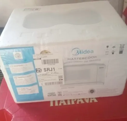 Micro-ondas Midea MasterCook 20L - NOVO, NA CAIXA, NUNCA USADO.